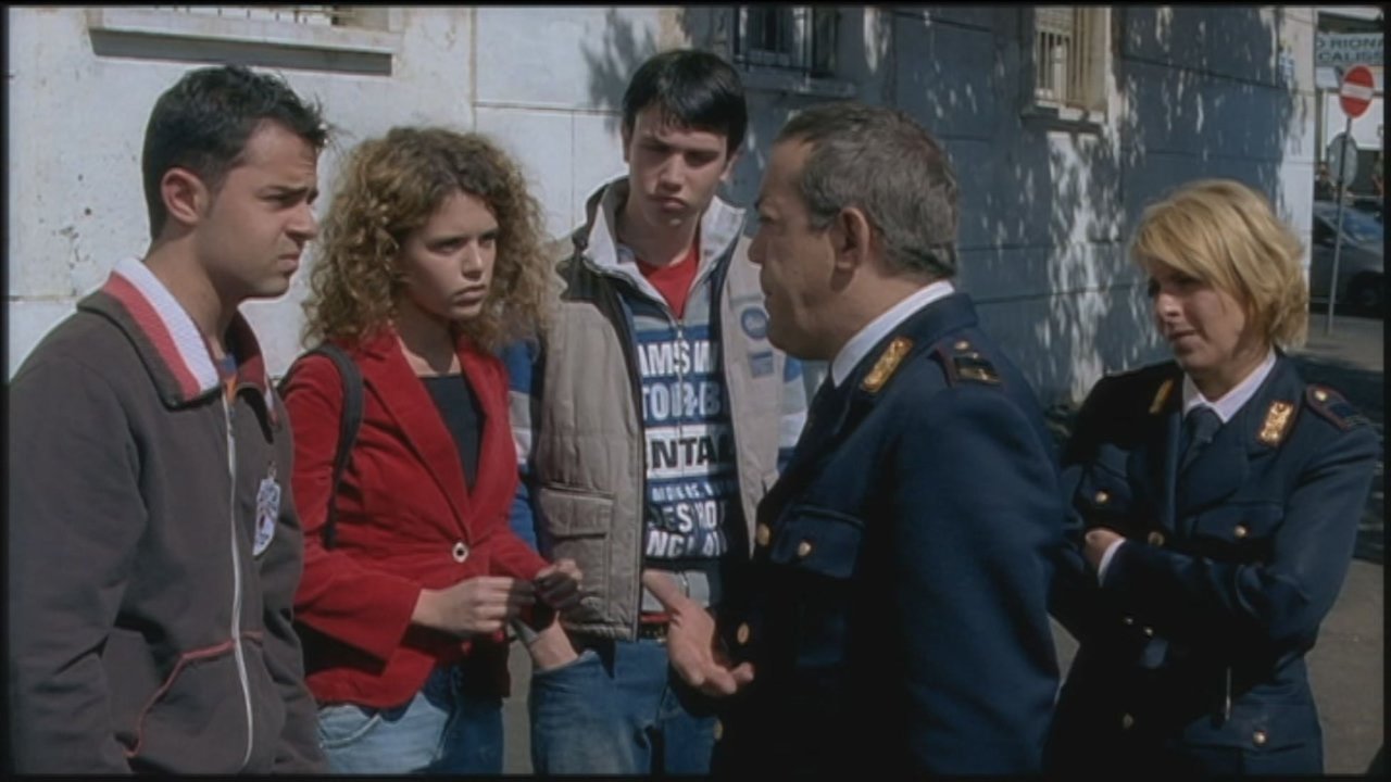 Distretto di Polizia - Season 6 Episode 12 : Ladri di bambini