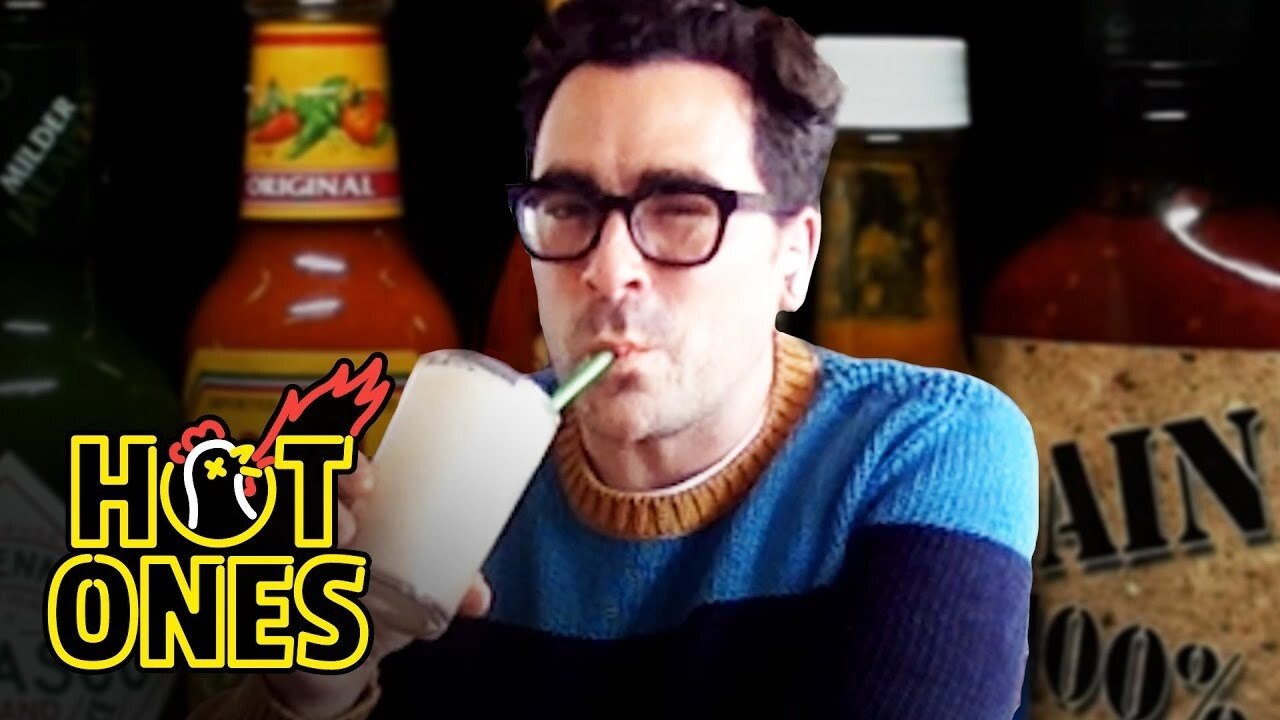 Hot Ones - Season 12 Episode 4 : Dan Levy Gets Panicky While Eating Spicy Wings