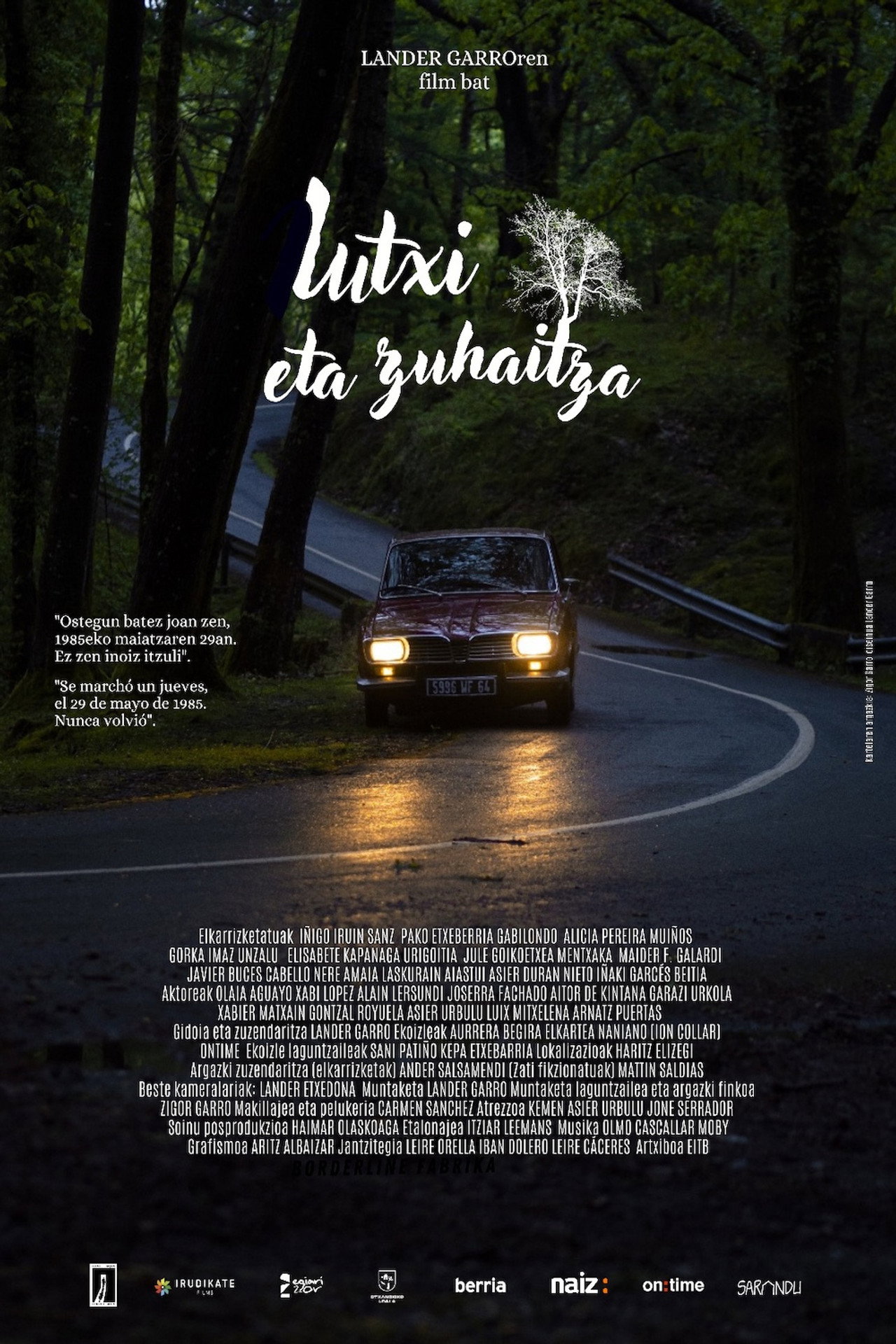 Lutxi eta zuhaitza Backdrop