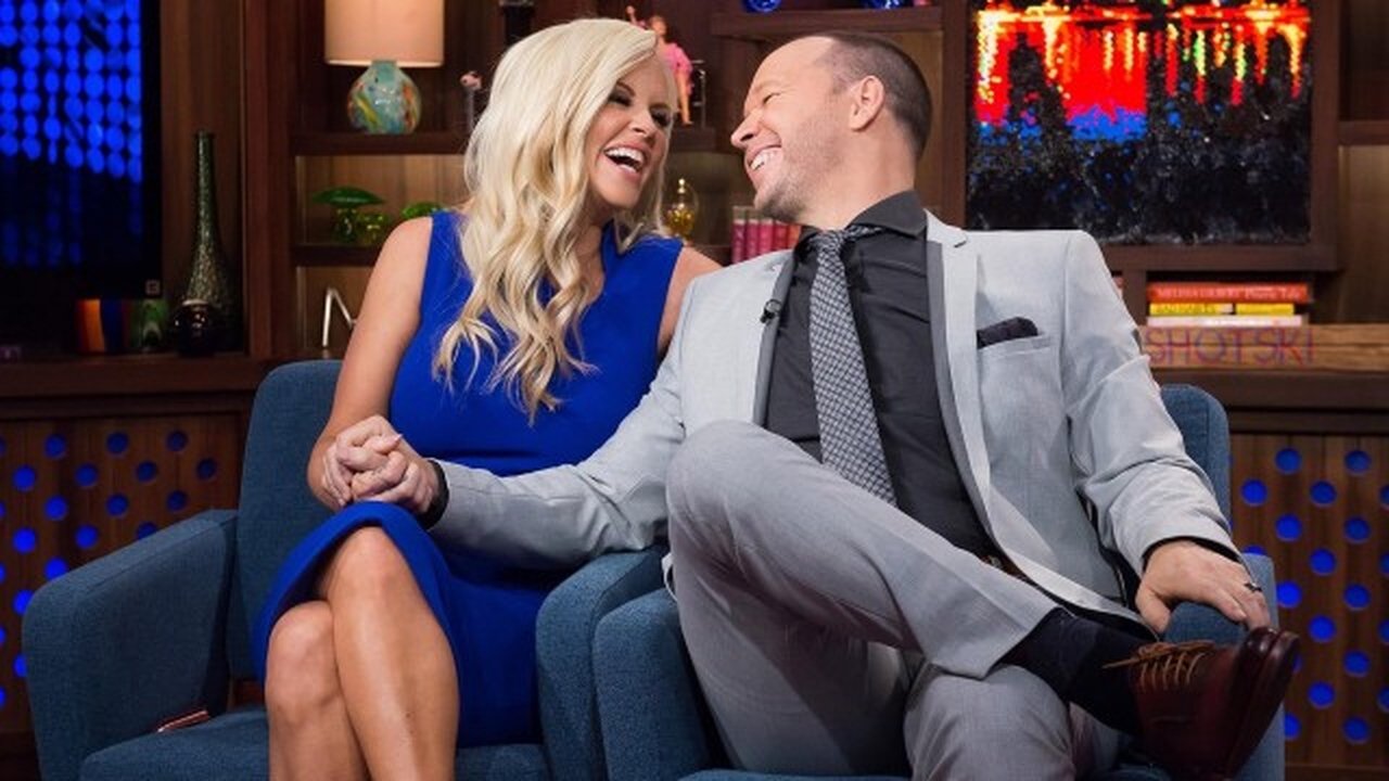 Watch What Happens Live with Andy Cohen - Season 13 Episode 56 : Jenny McCarthy and Donnie Wahlberg