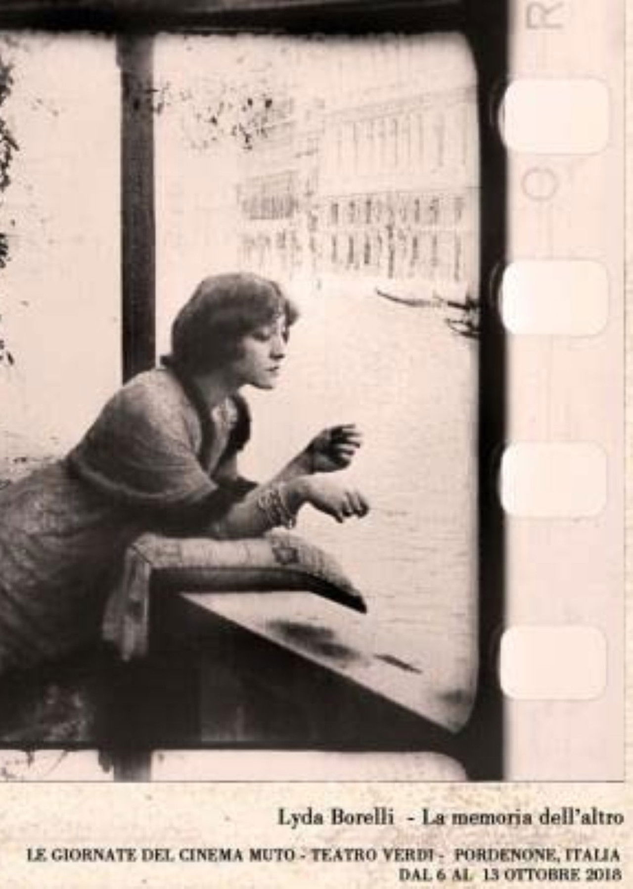 La memoria dell'altro Backdrop