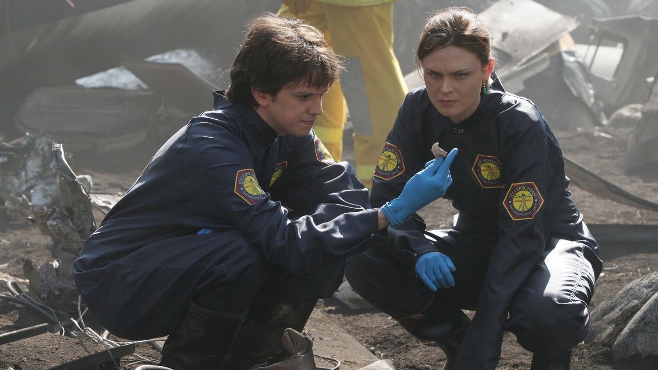 Bones - Season 1 Episode 14 : The Man on the Fairway