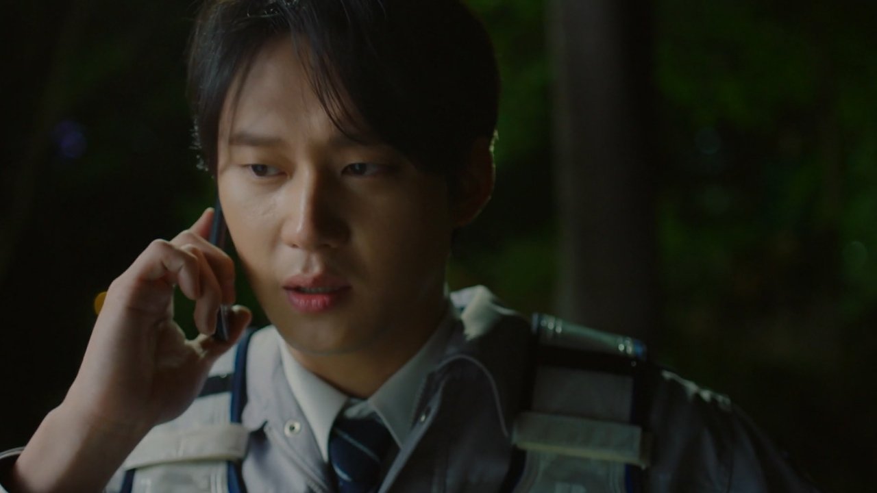 A Rainha do Mistério backdrop