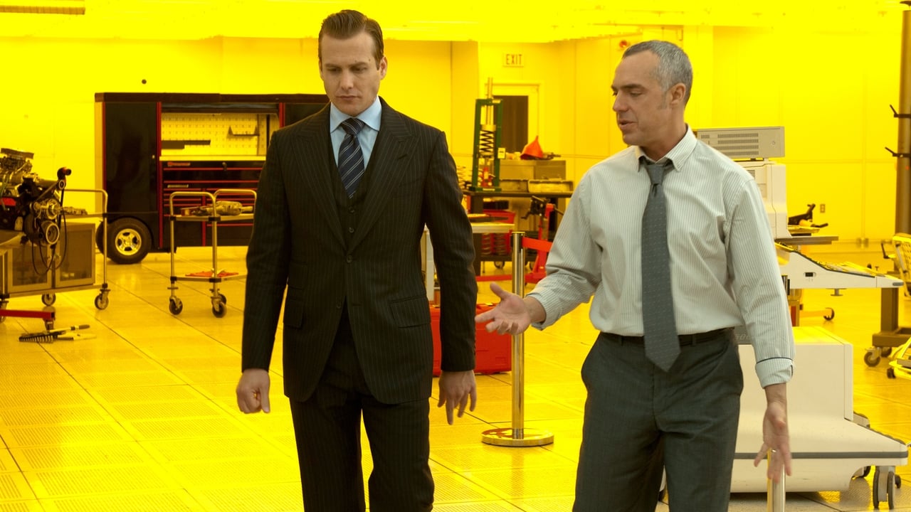 Suits - Season 1 Episode 3 : Inside Track