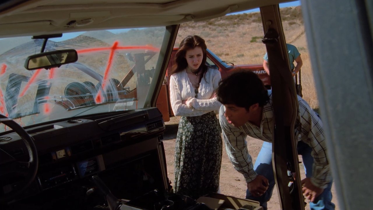 Beverly Hills, 90210 - Season 4 Episode 21 : Addicted to Love