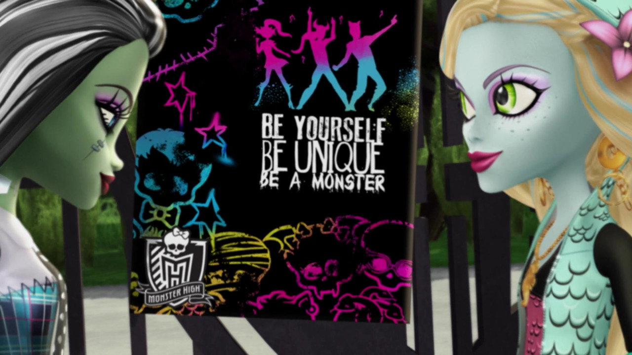 Monster High: Great Scarrier Reef background 18