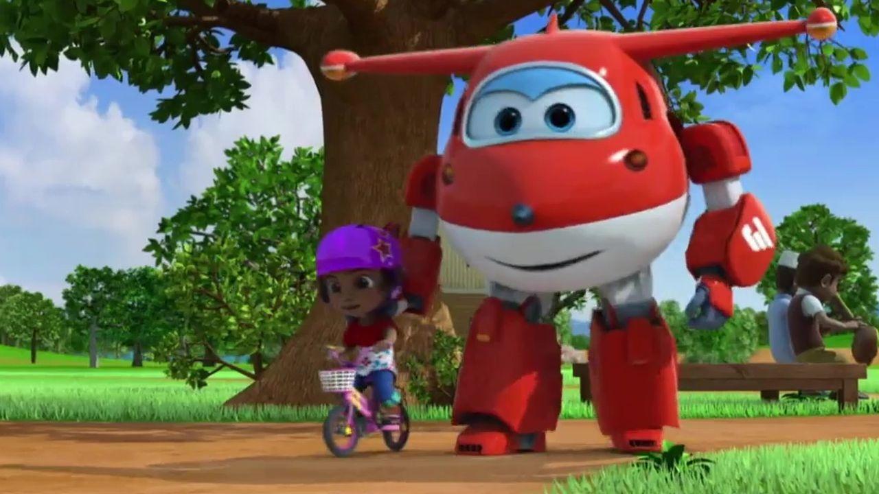 Super Wings - Season 1 Episode 39 : Wheel Good Time