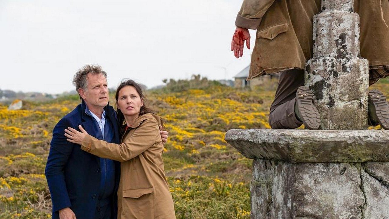 L île Aux 30 Cercueils 2021 Episode 6 Madame Serie L’île aux 30 cercueils Saison 1 Episode 1 Streaming HD VF