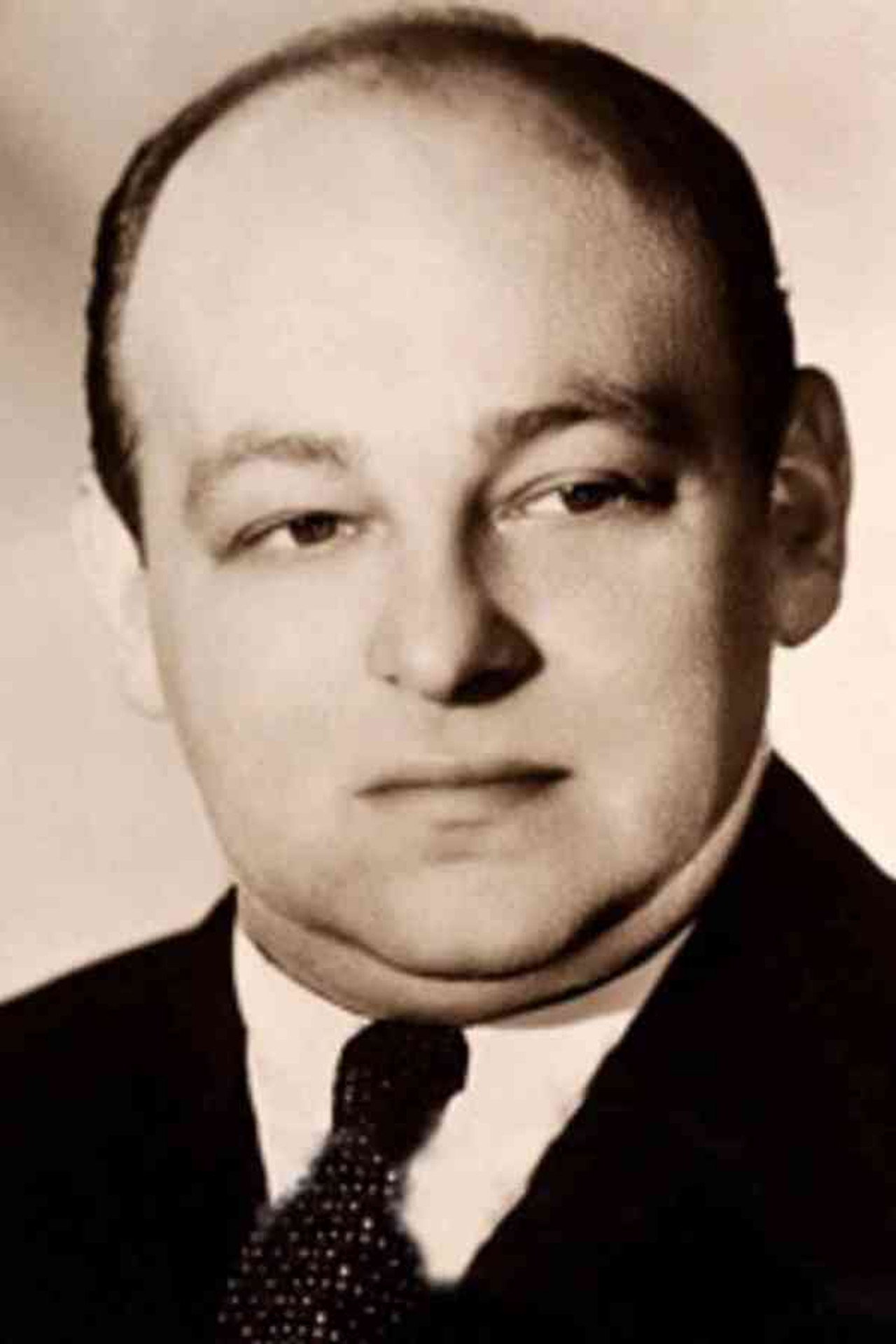 Max Bacon