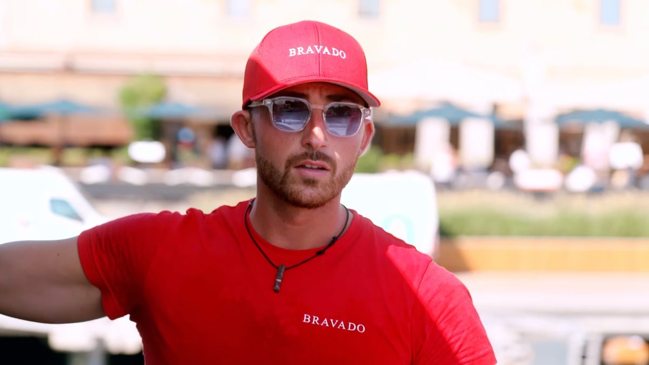 Below Deck Mediterranean - Season 10 Episode 3 : Excess Baggage