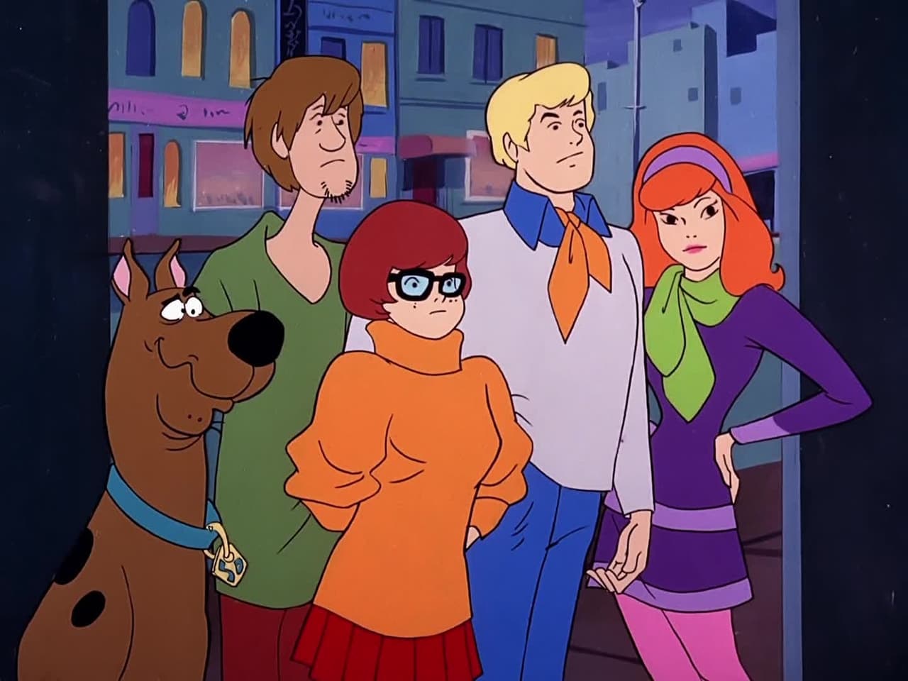 Scooby-Doo, Where Are You! - Season 3 Episode 9 : Make a Beeline Away From That Feline
