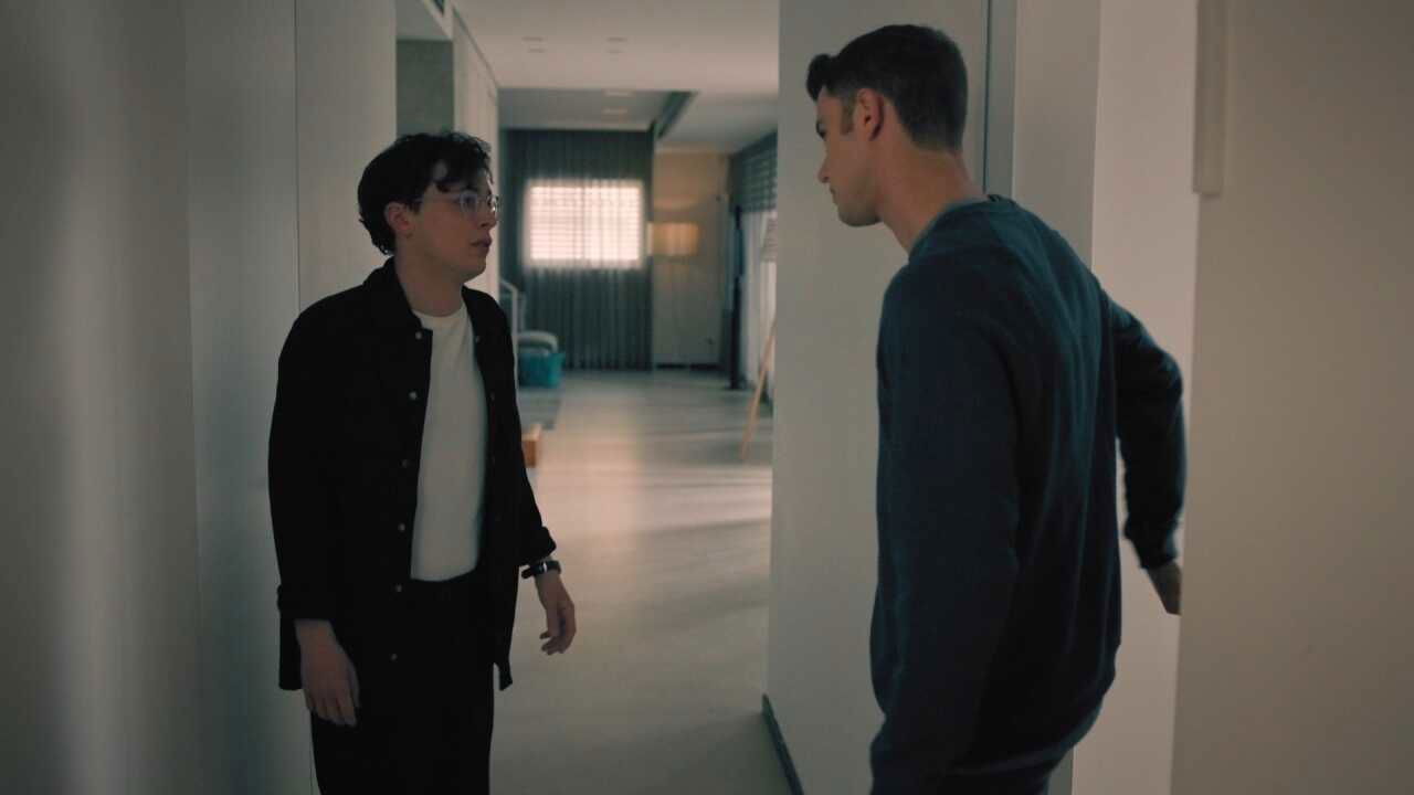 אינפיניטי — Épisode 10