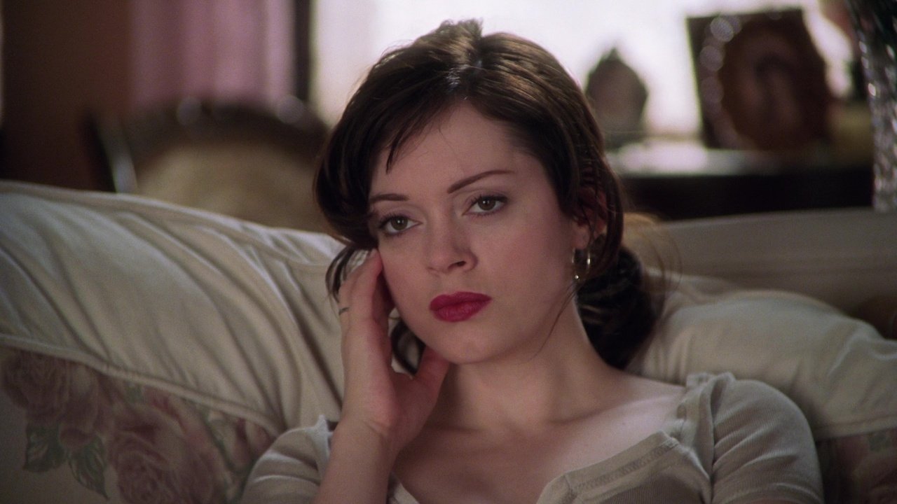 Charmed - Season 7 Episode 18 : Little Box of Horrors