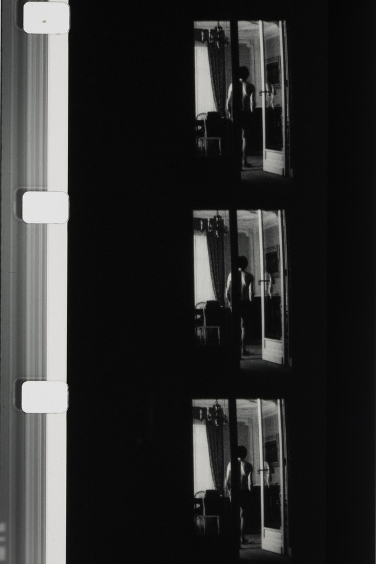 Autoportrait en blanc et en noir filmaffisch