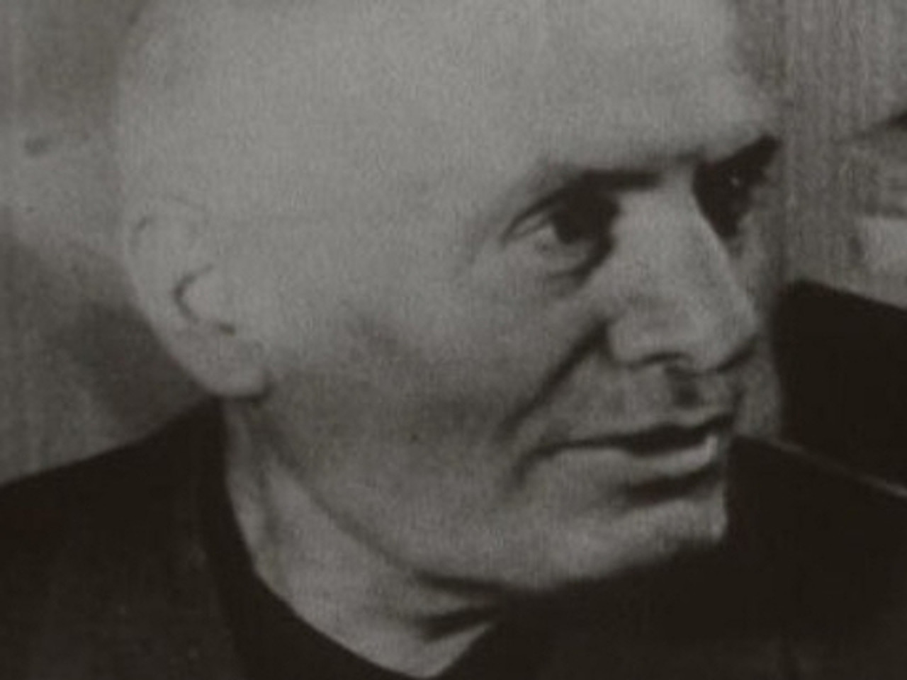 Alain Decaux raconte — L’Évasion de Mussolini