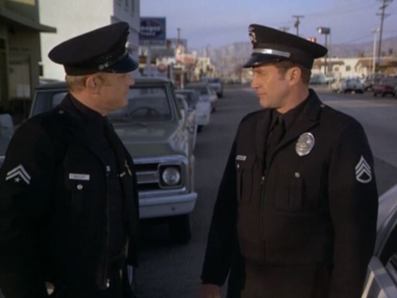 Adam-12 - Season 4 Episode 21 : Back-Up One L-20