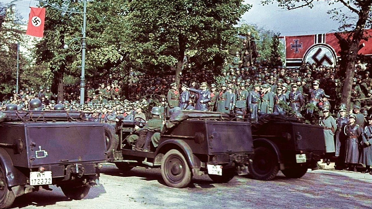 World War II in HD Colour