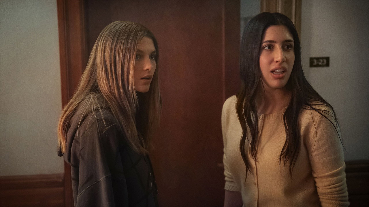 Bạn Cùng Phòng - Backdrop 21