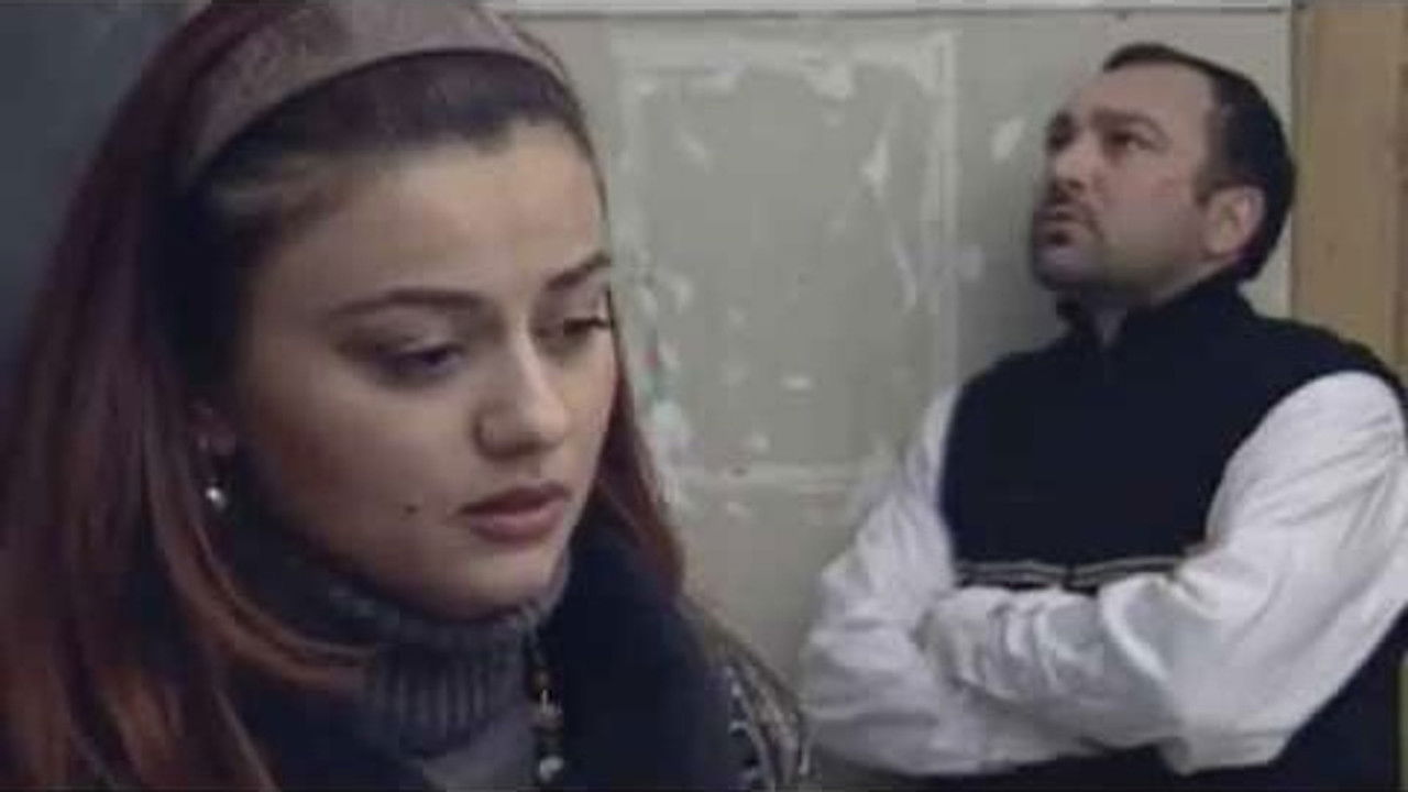 Yanmış körpülər — Épisode 8