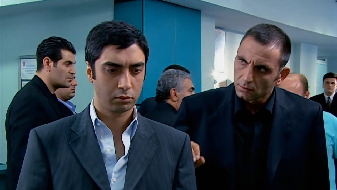 The Valley of The Wolves - Season 3 Episode 1 : Episode 56