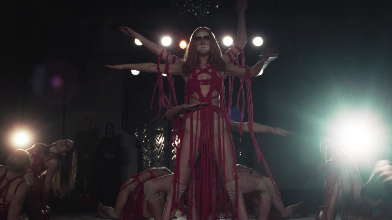 Suspiria background 58
