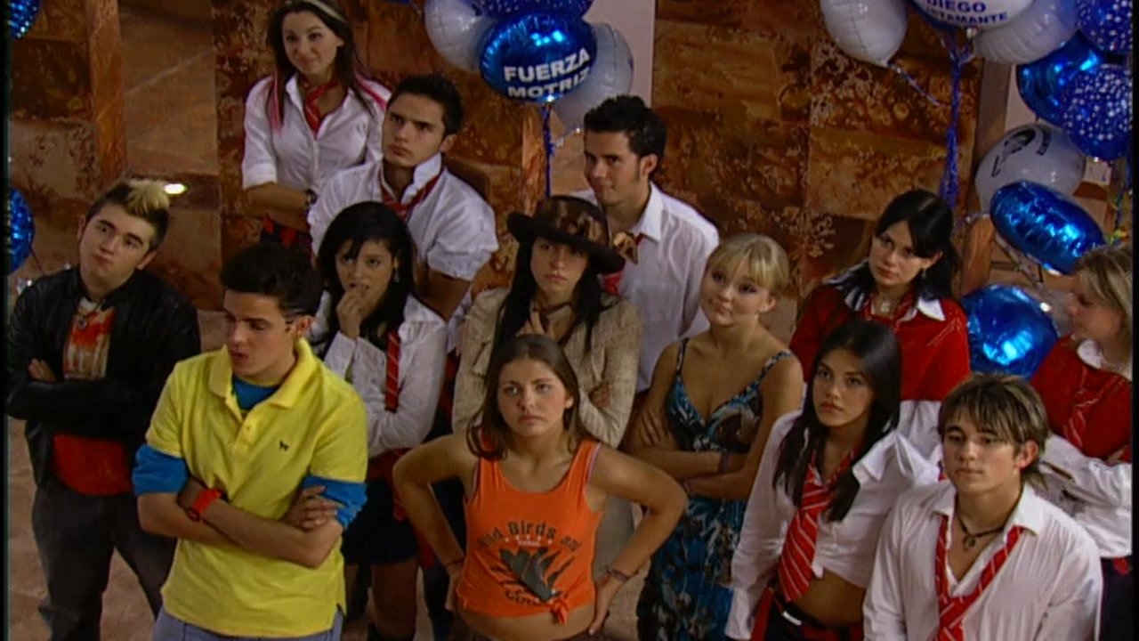 Rebelde - Season 2 Episode 50 : Desviar la correspondencia