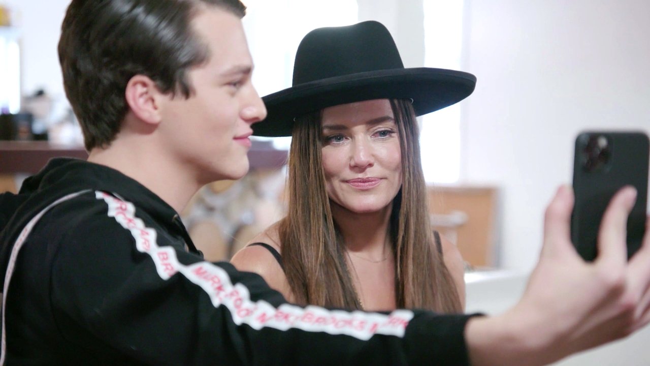 The Real Housewives of Salt Lake City - Season 1 Episode 7 : Fashion Faux Pas