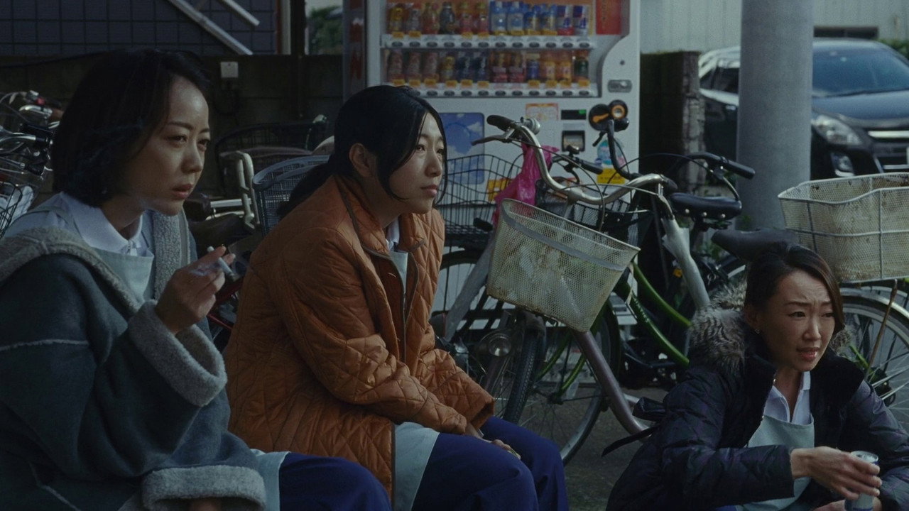 Shoplifters background 106