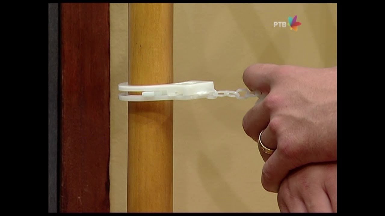 Government Job - Season 6 Episode 13 : 946 Lisice