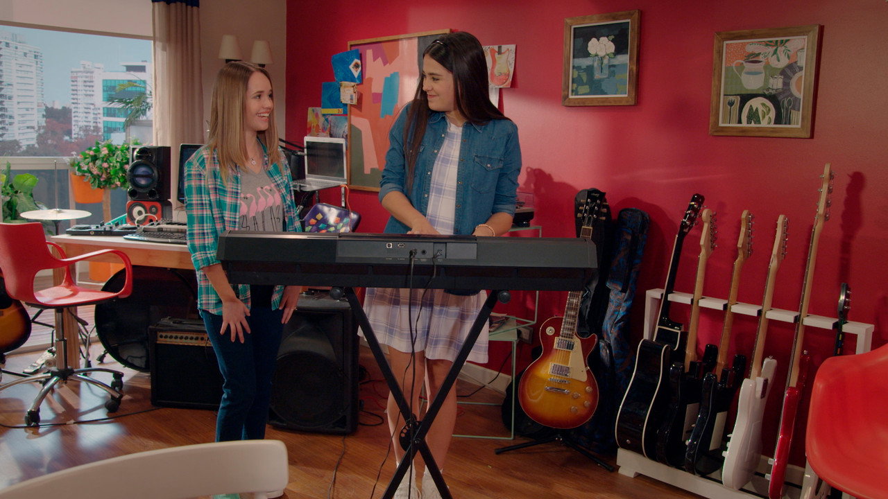 Kally's Mashup, la voix de la pop backdrop