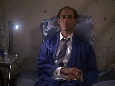 Miami Vice - Season 4 Episode 1 : Contempt of Court