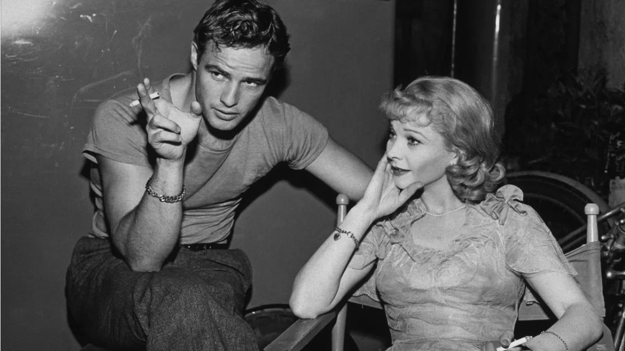 Flashing Images of Vivian Leigh and Marlon Brando