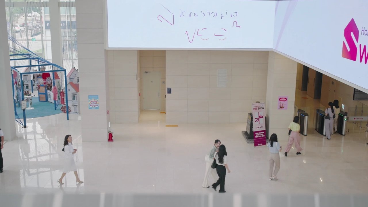 Don't Call Me Ma'am - Season 1 Episode 4 : Episode 04