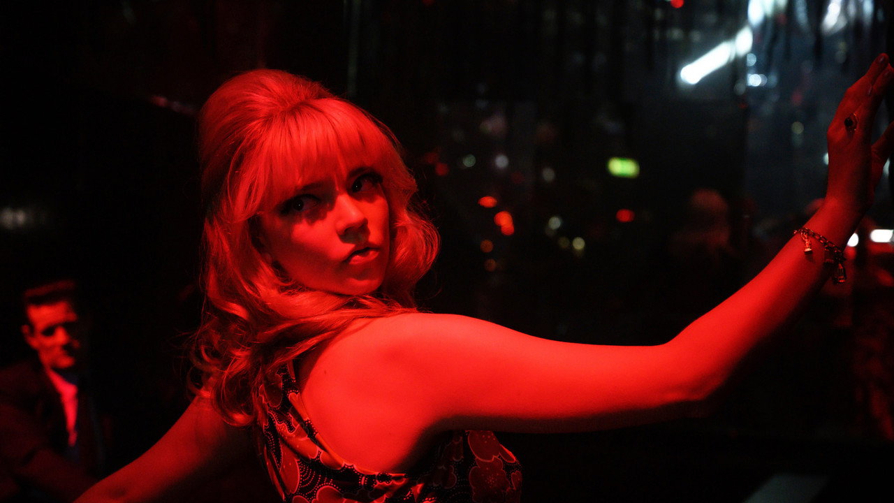 Last Night in Soho background 71