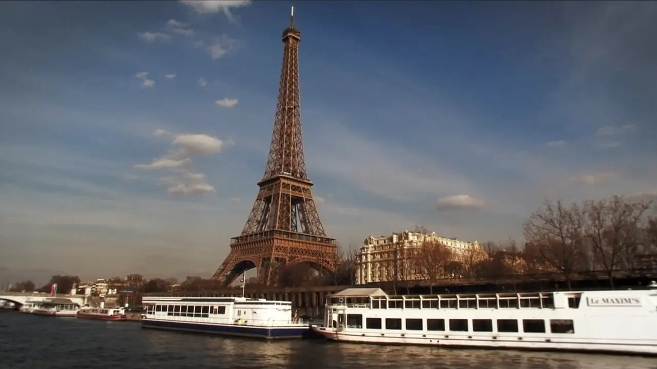 Paris: Next Stop