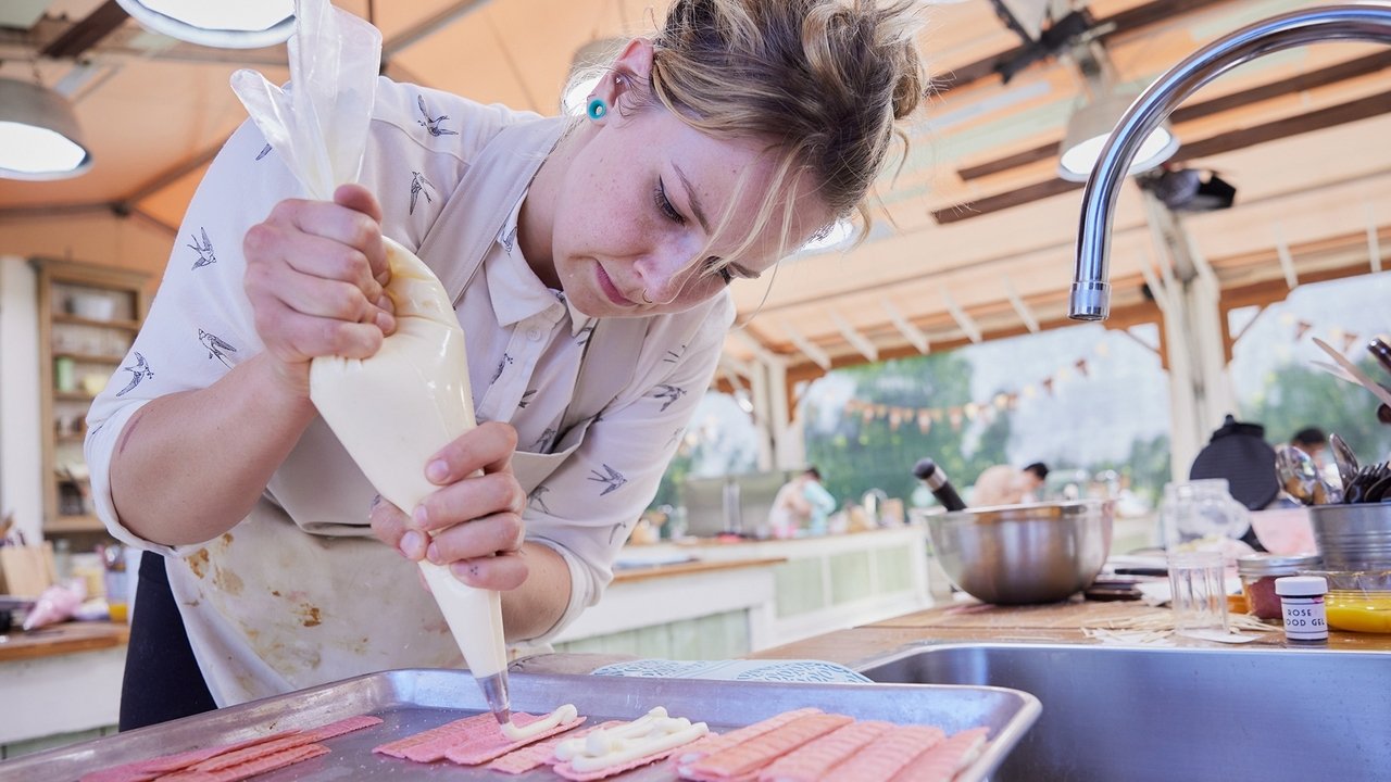 The Great Canadian Baking Show - Season 8 Episode 2 : Cookie Week