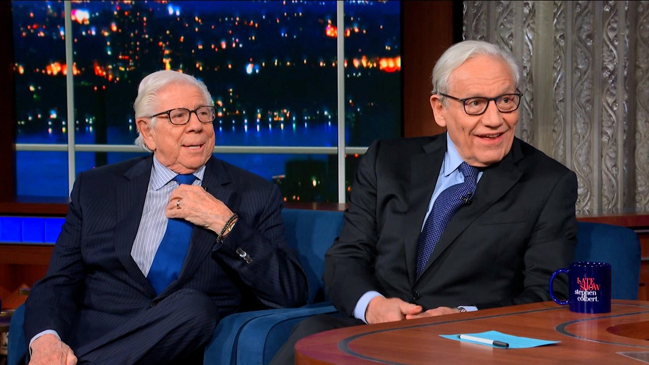 The Late Show with Stephen Colbert - Season 7 Episode 144 : Bob Woodward, Carl Bernstein, Bonnie Raitt