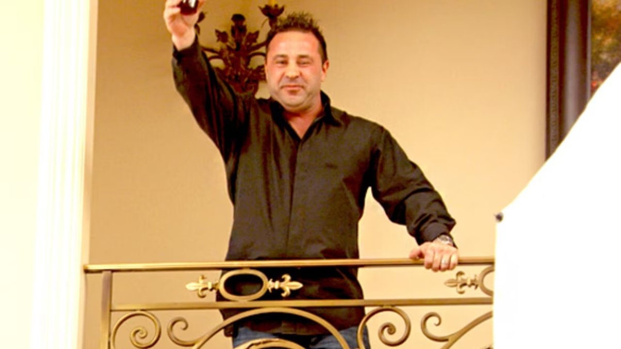 The Real Housewives of New Jersey - Season 6 Episode 1 : What a Difference a Plea Makes