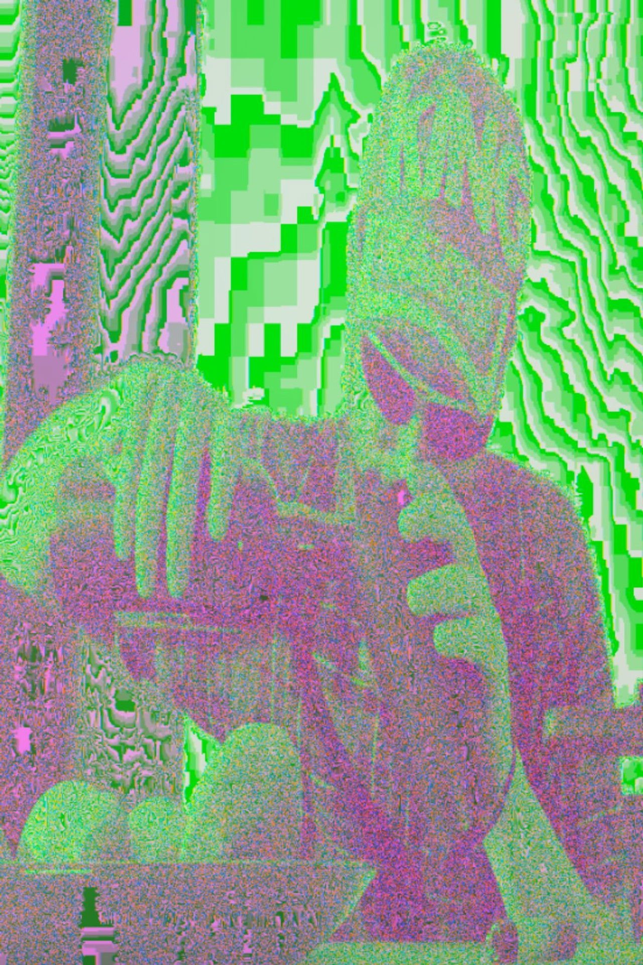 Il se bousille les boyaux autour d’une énorme raclette en solitaire ! Backdrop