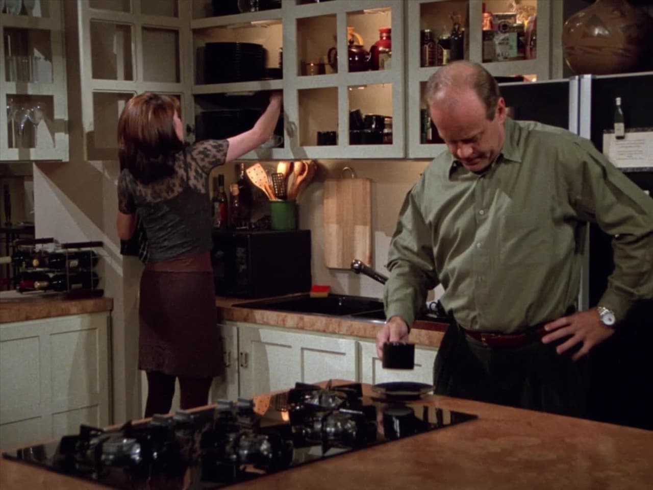 Frasier - Season 5 Episode 10 : Where Every Bloke Knows Your Name