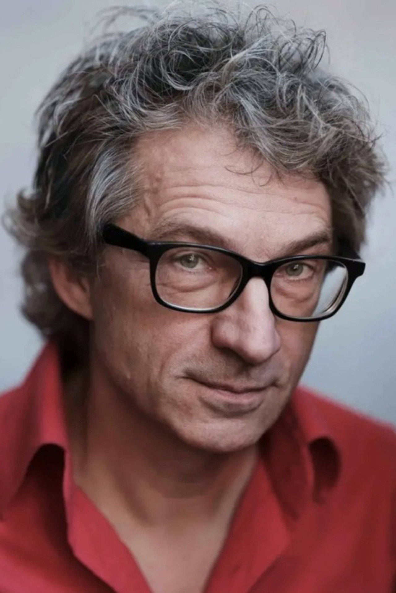 Portrait of Frénk van der Linden