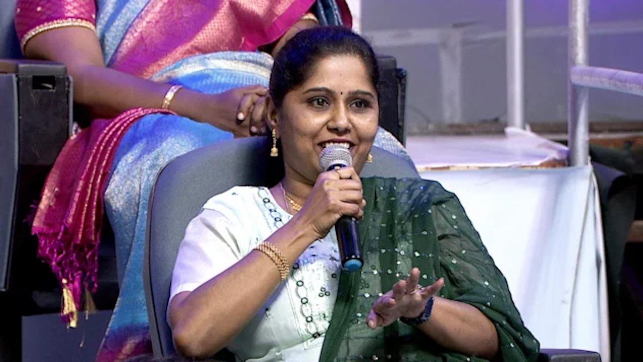 Neeya Naana - Season 23 Episode 248 : Non Veg Wives vs Veg Husbands