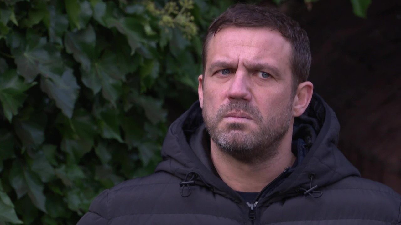 Hollyoaks - Season 28 Episode 2 : Tue 04 Jan 2022