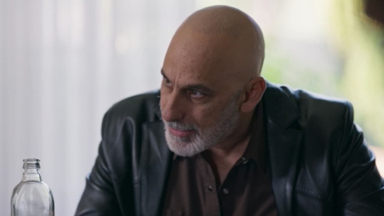 El Señor de los Cielos - Season 9 Episode 54 : Almenar negocia por su hija