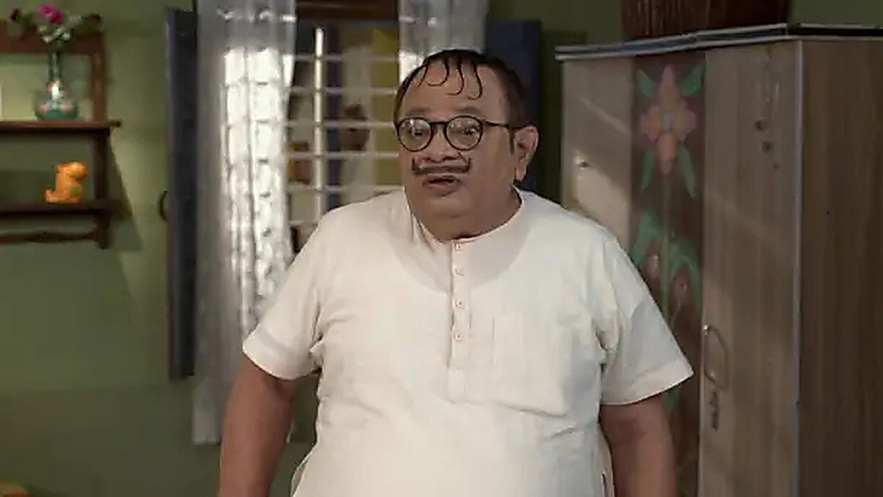 The siblings instigate a fight between Happu-Rajesh - Happu Ki Ultan Paltan