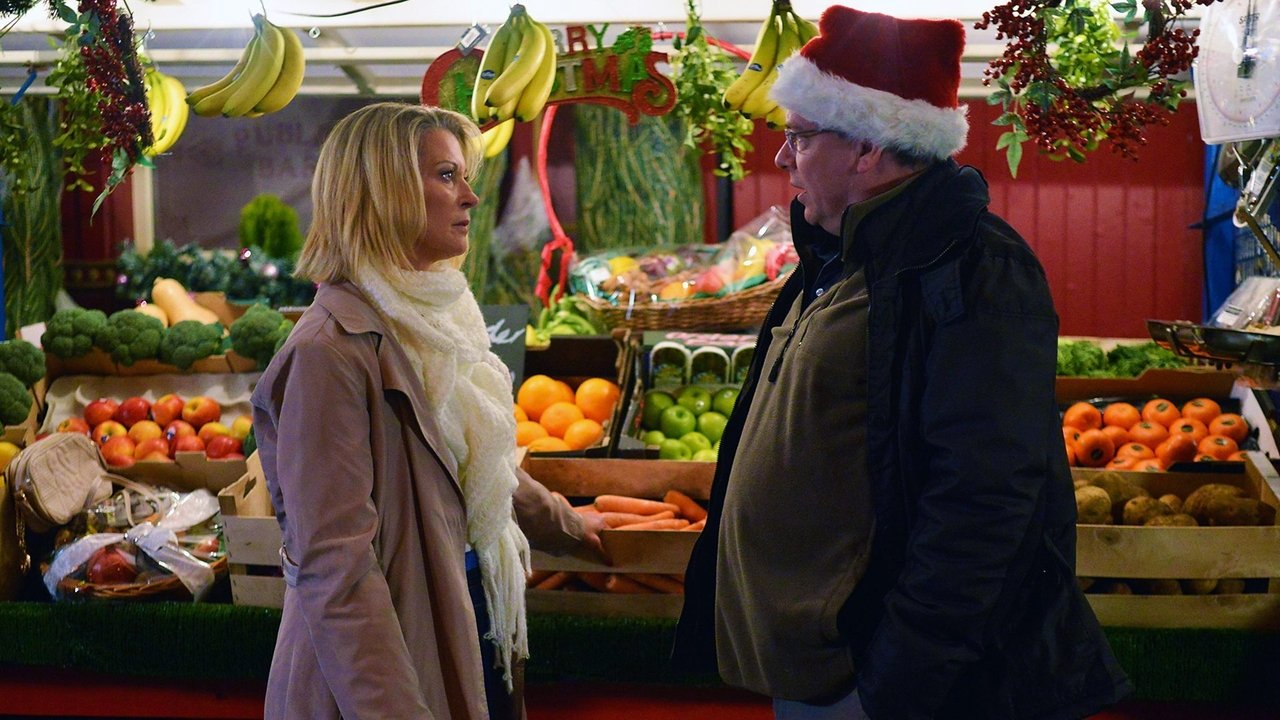 EastEnders - Season 31 Episode 195 : 08/12/2015