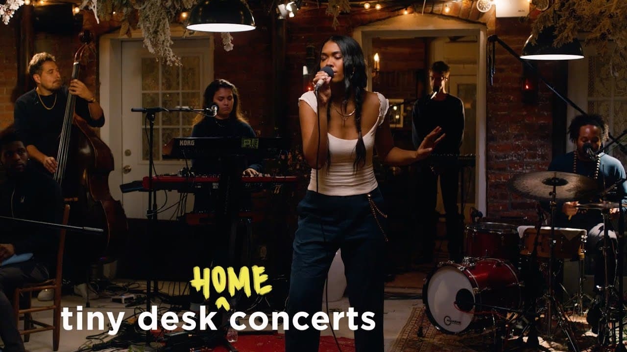 NPR Tiny Desk Concerts - Season 15 Episode 15 : Amber Mark (Home) Concert