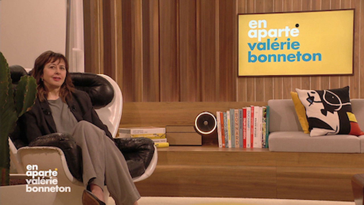 En aparté — Valérie Bonneton