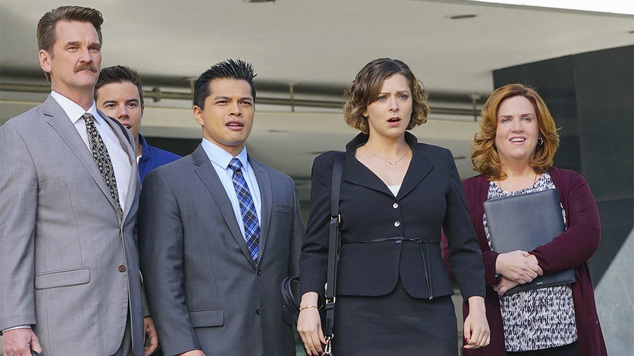 Crazy Ex-Girlfriend - Season 1 Episode 13 : Josh and I Go to Los Angeles!