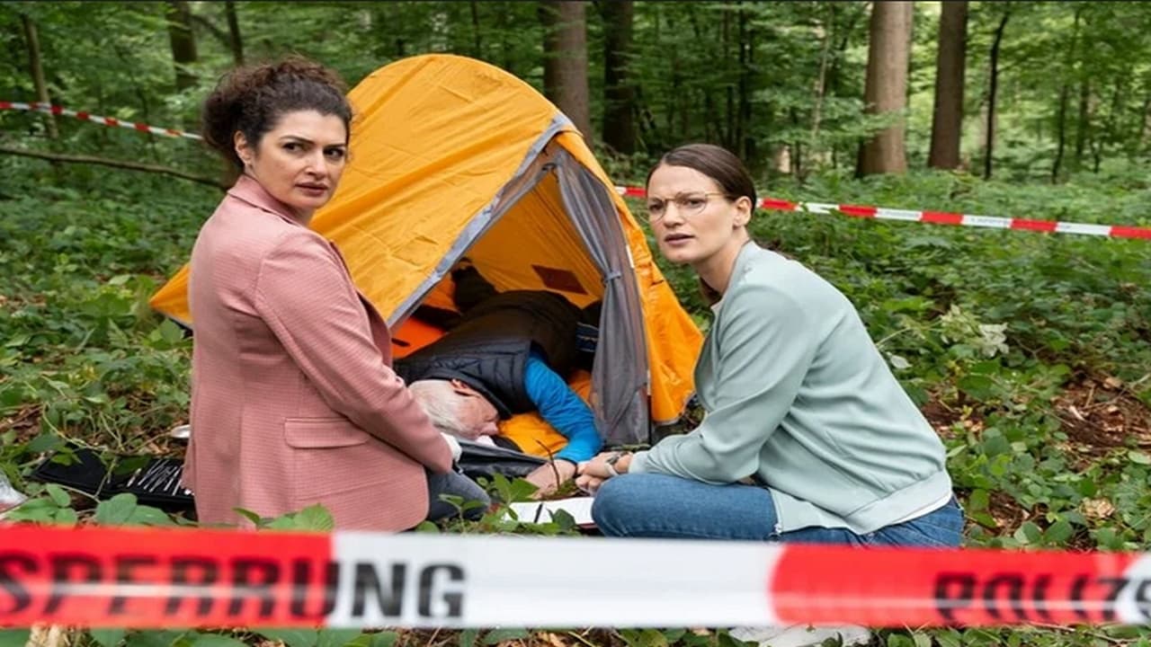 Die Rosenheim-Cops - Season 23 Episode 20 : Eine Nacht im Wald